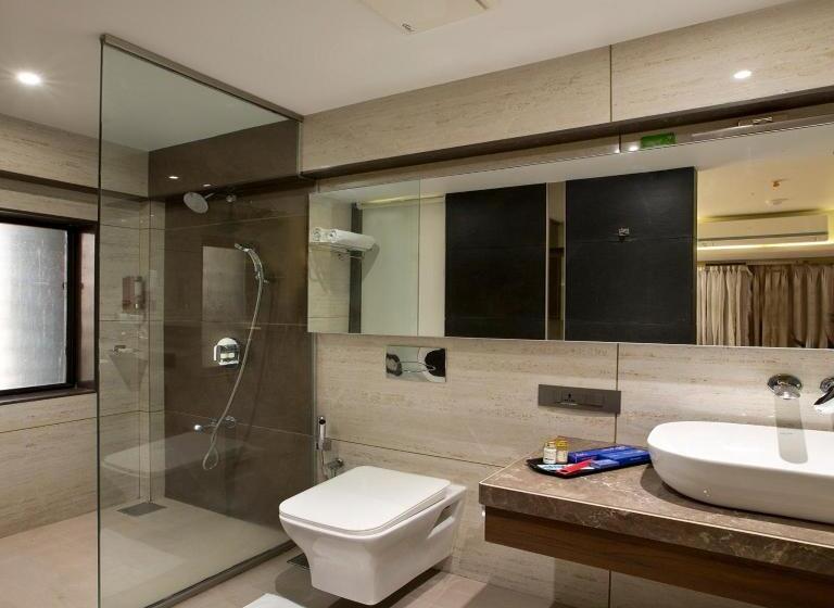 Номер Стандарт, Planet Residency