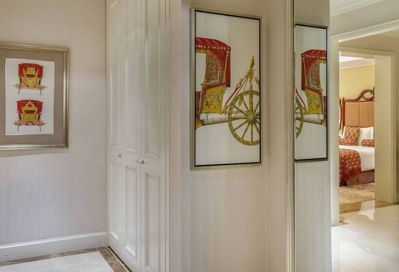 اتاق لوکس, Lotte Hotel Moscow   The Leading Hotels Of The World