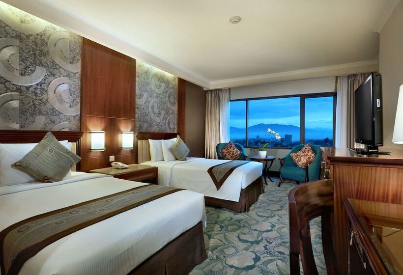 اتاق لوکس, Aston Tropicana Hotel Bandung