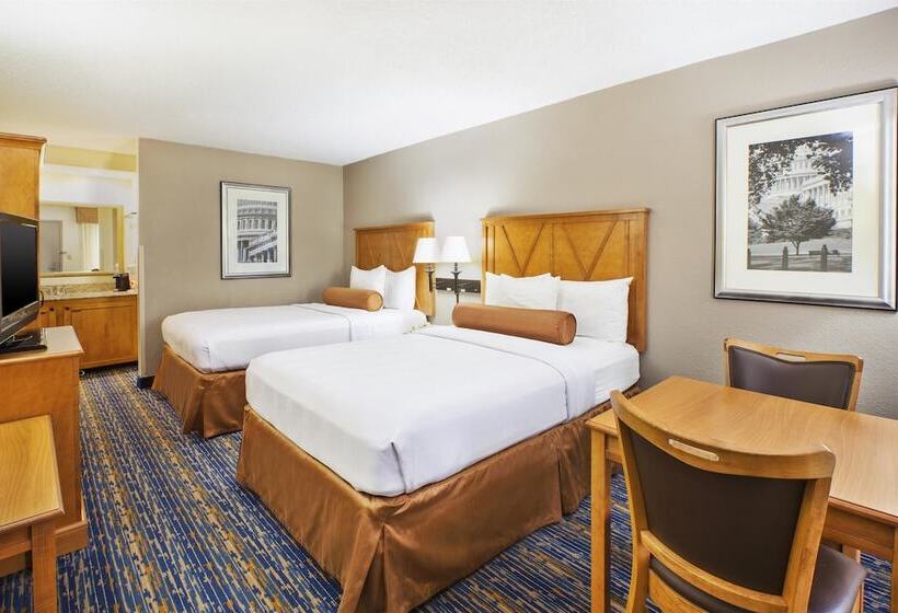 스탠다드 룸 더블 침대 2개, Best Western Dulles Airport Inn