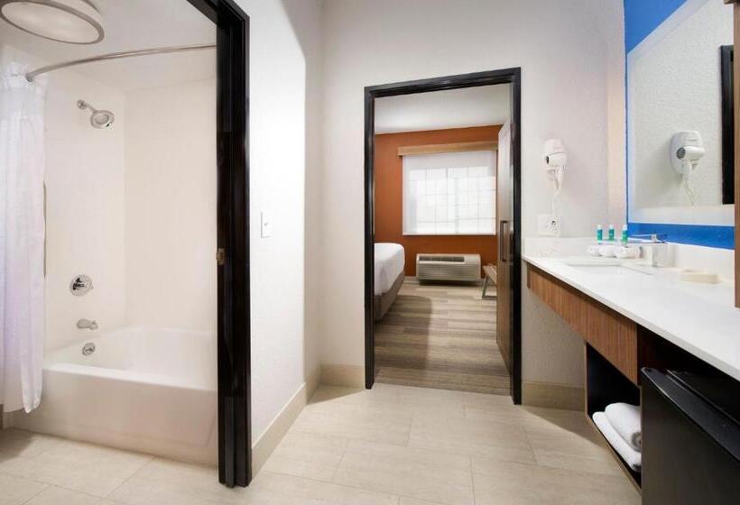 Családi Suite, Holiday Inn Express & Suites San Antonio   Downtown Market Area, An Ihg