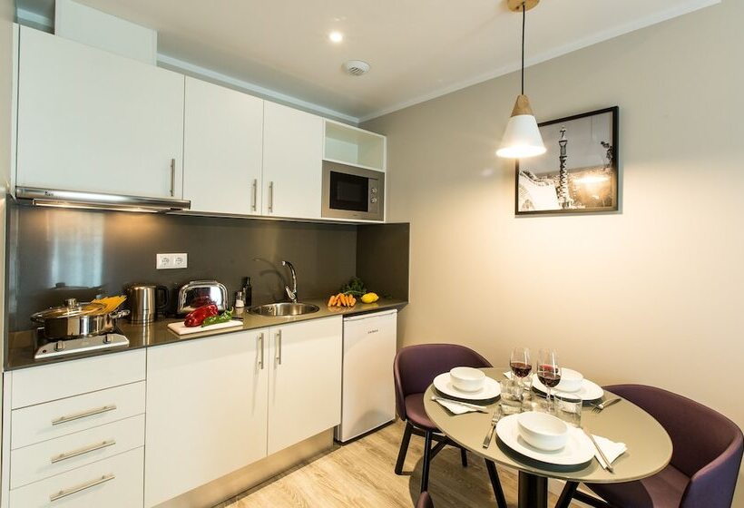 Люкс, Leonardo Boutique Hotel Barcelona Sagrada Familia