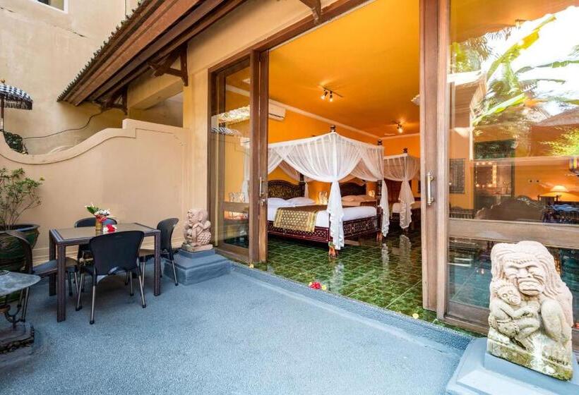 Студия Классика, Tanah Merah Art Resort