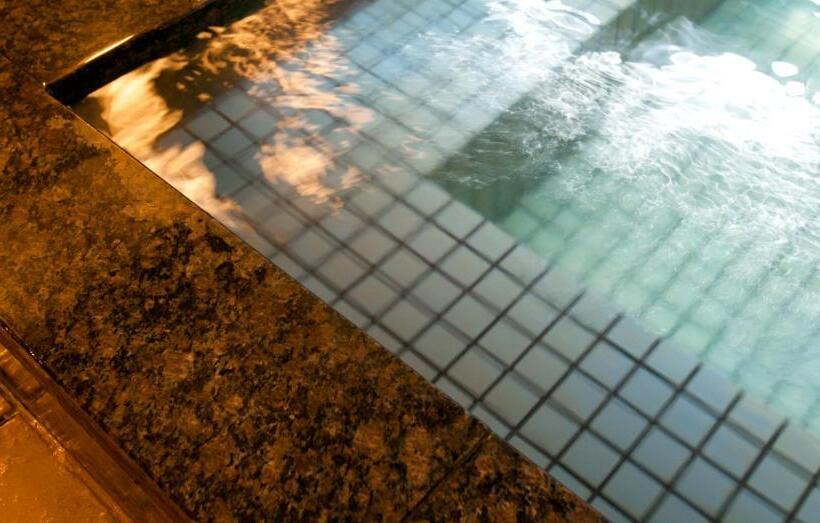 Номер Стандарт, Yamatoya Honten Ryokan Osaka