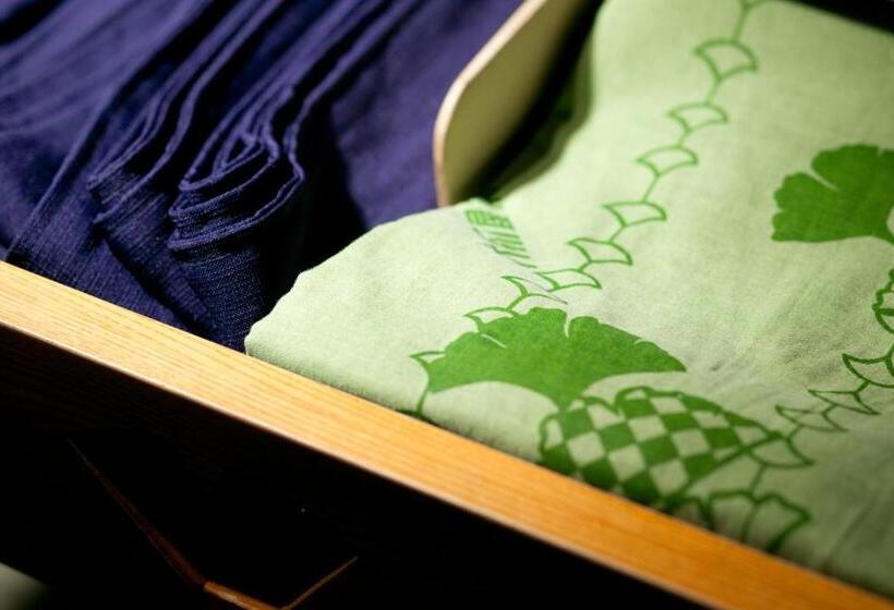 Номер Стандарт Трехместный, Yamatoya Honten Ryokan Osaka