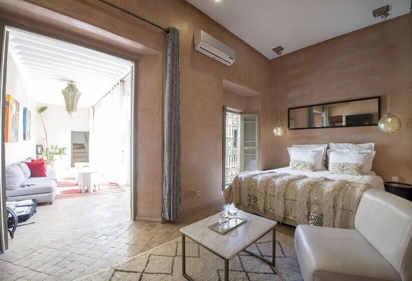 سوییت جونیور, Riad Vendome & Spa