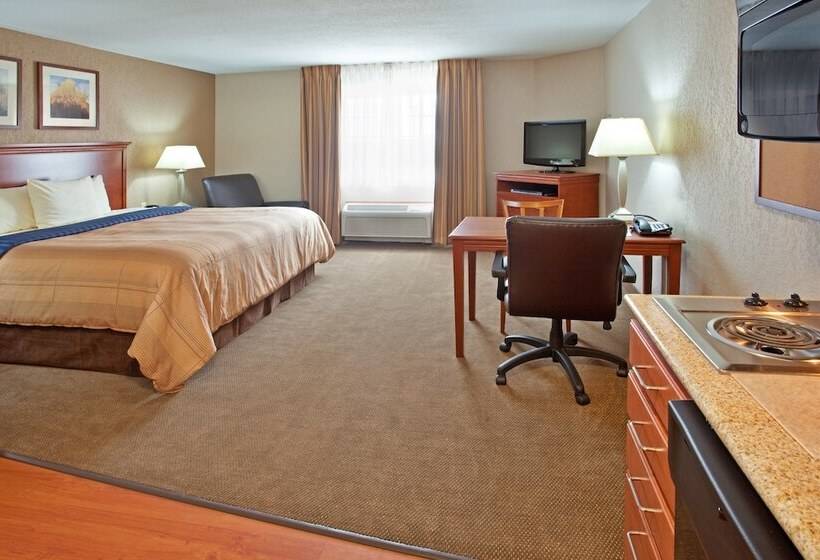 スタンダードスタジオ, Candlewood Suites Elgin – Northwest Chicago, An Ihg