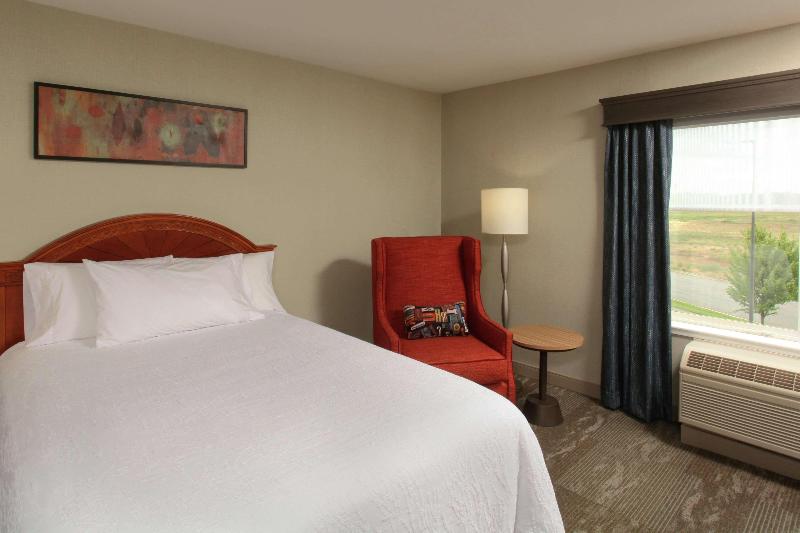 اتاق استاندارد با تخت بزرگ, Hilton Garden Inn Spokane Airport