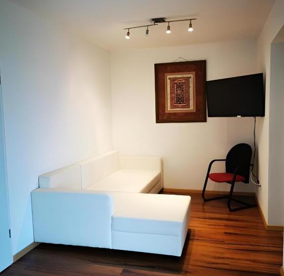 Апартаменты 1 Спальня Вид на Сад, Geinberg Suites & Via Nova Lodges