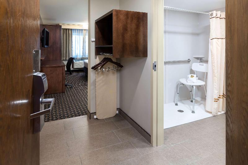 Номер Стандарт Кровать Кинг Адаптированный для Инвалидов, Hampton Inn Twin Falls Id
