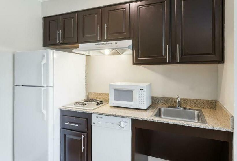 장애인을 위한 스탠다드 룸, Staybridge Suites Savannah Historic District, An Ihg