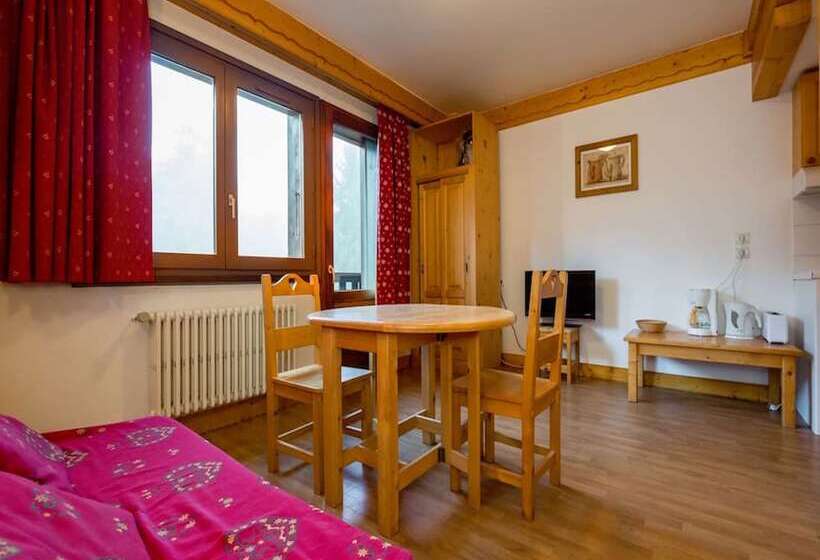 استودیوی استاندارد, Résidence & Spa La Grande Cordée