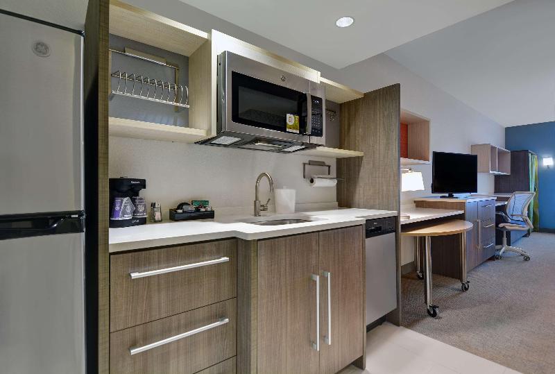 장애인을 위한 킹사이즈 침대 스탠다드 룸, Best Western Plus Glen Allen Inn