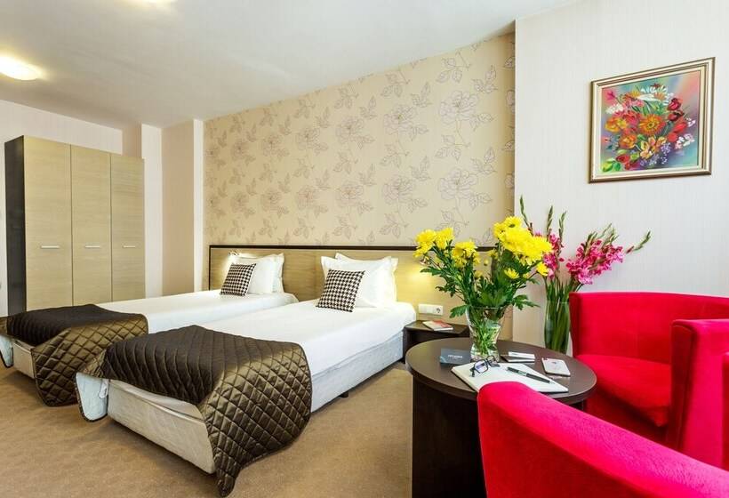 Quarto Superior, City Avenue Hotel By Hmg Free Parking Free Wi Fi