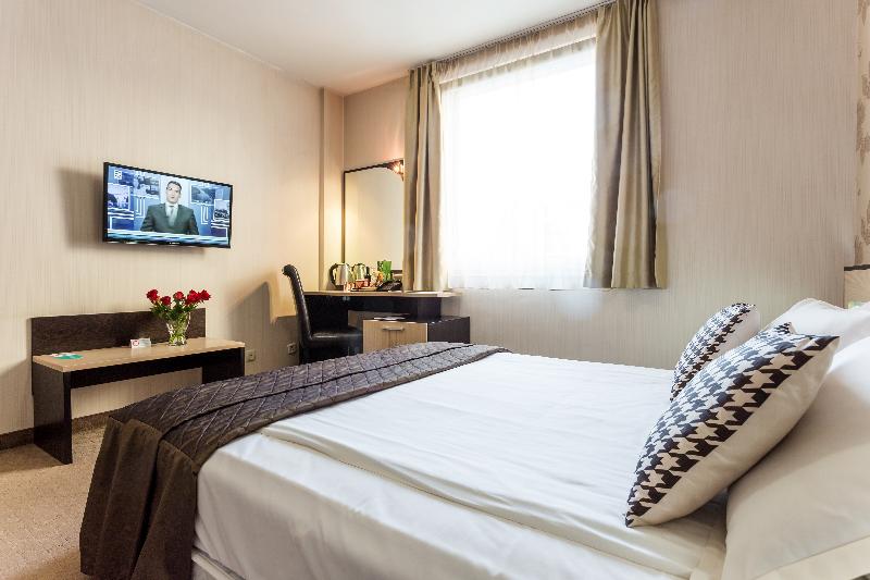 Quarto Superior, City Avenue Hotel By Hmg Free Parking Free Wi Fi
