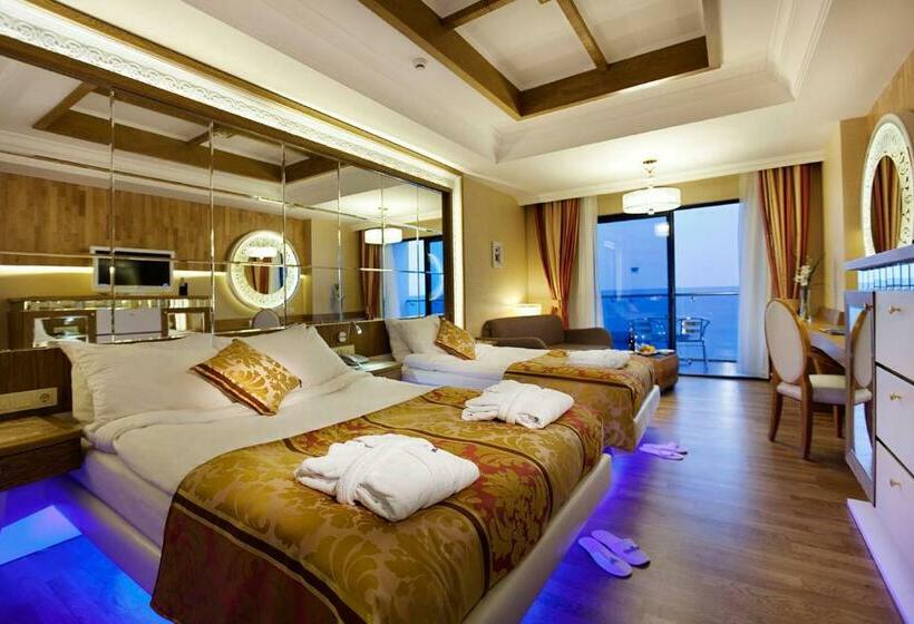 اتاق استاندارد با چشم‌انداز دریا, Granada Luxury Okurcalar