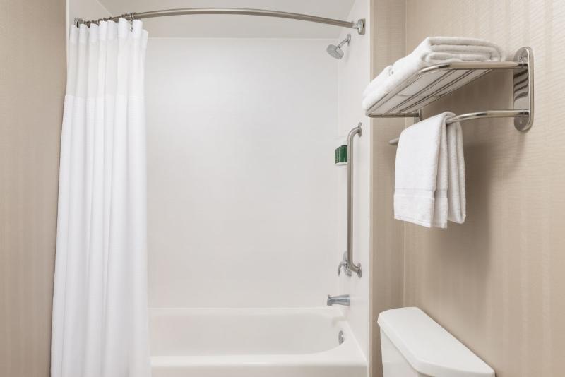 Люкс Адаптированный для Инвалидов, Holiday Inn Express & Suites Waxahachie, An Ihg