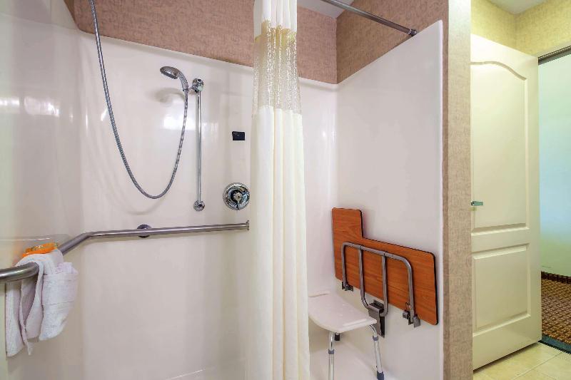 Стандартный Номер Кровать Кинг, La Quinta Inn & Suites By Wyndham Cleburne