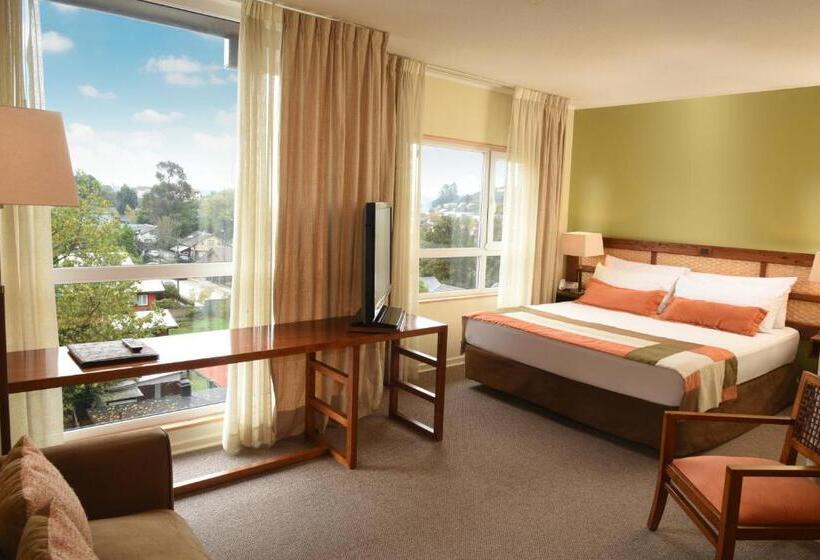 Полулюкс, Solace Hotel Puerto Varas
