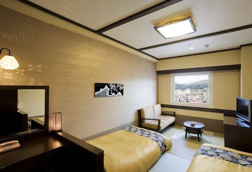 标准间, Takayama Ouan