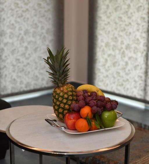 استودیوی استاندارد, Brazilia Suites