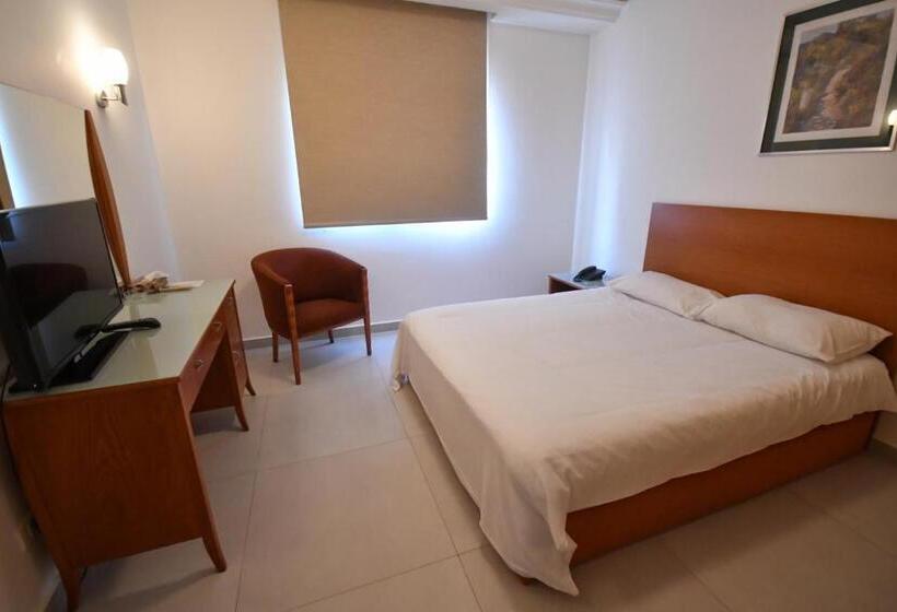 استودیوی استاندارد, Brazilia Suites