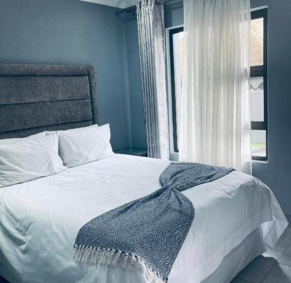 Номер Стандарт, President Guest Lodge