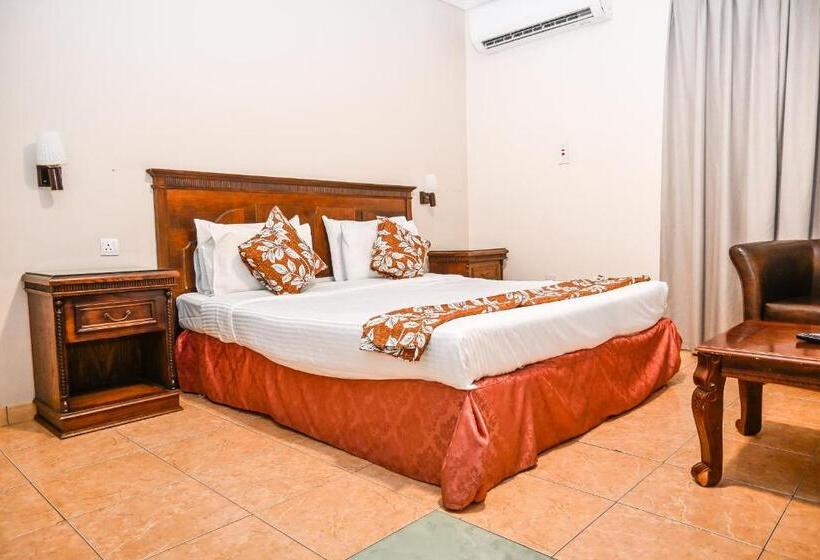 Family Suite, سيلين الفيصلية   Celine Al Faisaliah
