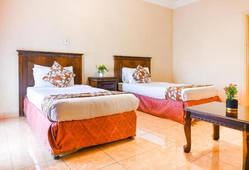 Junior Suite, سيلين الفيصلية   Celine Al Faisaliah