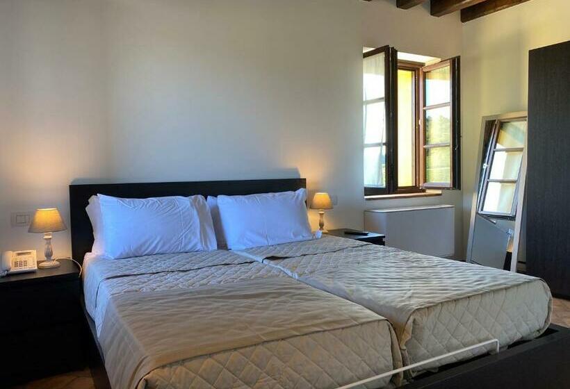 اتاق استاندارد با چشم‌انداز, Al Pompiere   Wine And Rooms
