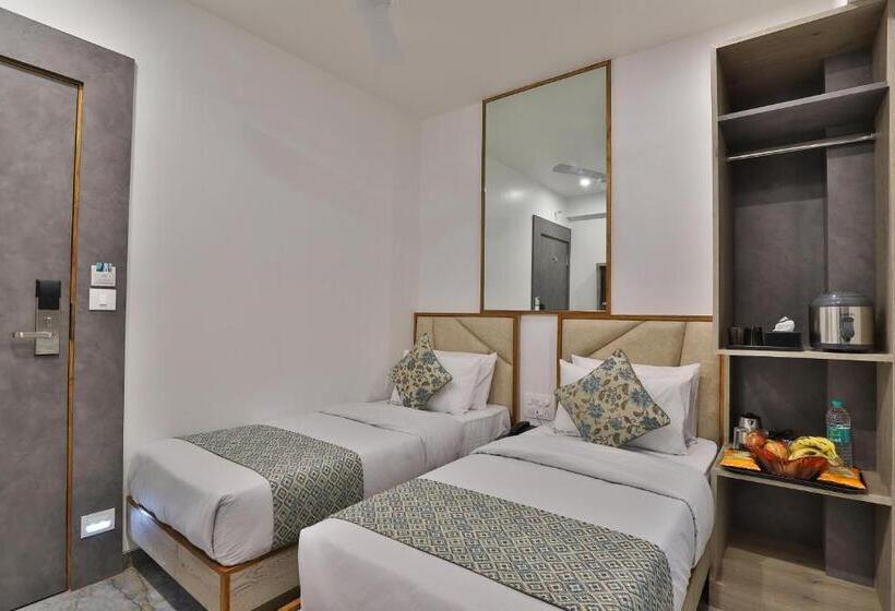 اتاق سوپریور, 7 Orbit Hotel, Surat