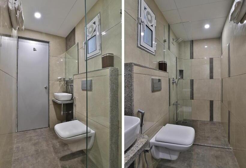 اتاق سوپریور, 7 Orbit Hotel, Surat