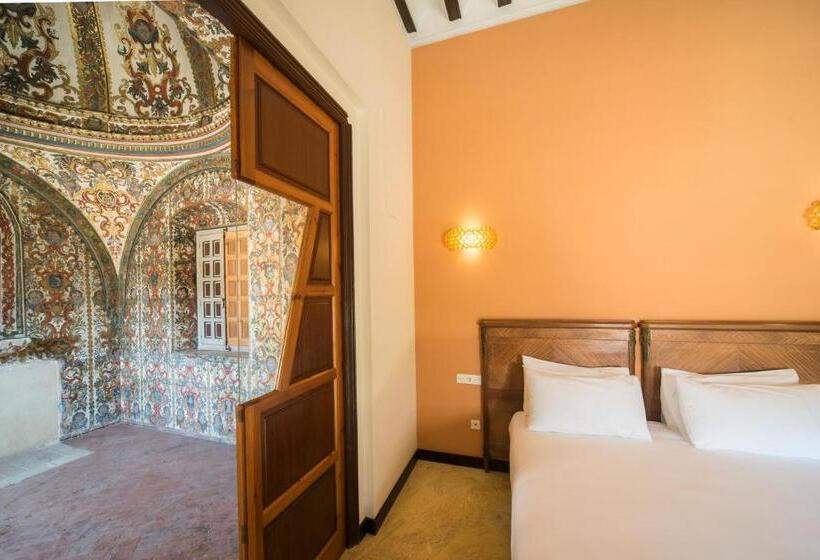 سوییت سوپریور, Palacio Marques De Arizon