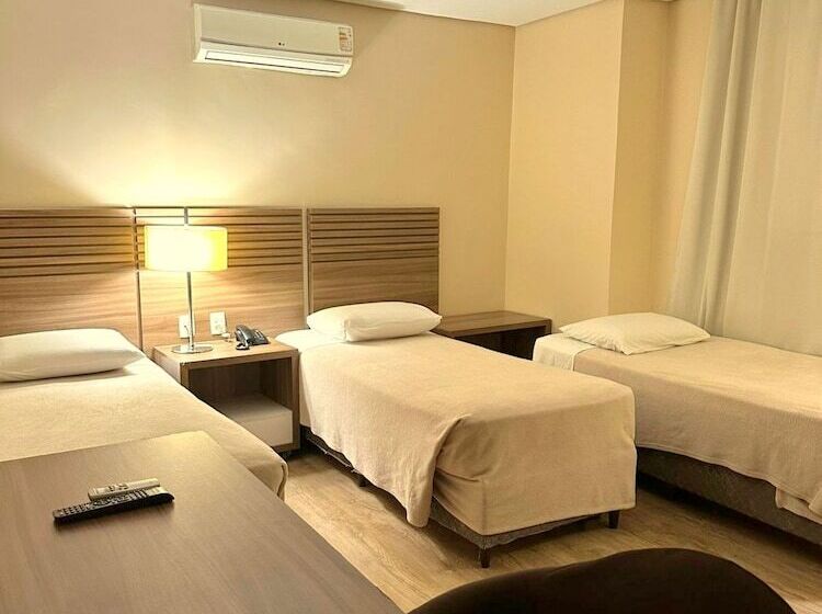 이그제큐티브 트리플, Umbu Hotel Porto Alegre   Centro Histórico   Prox Aeroporto 15min