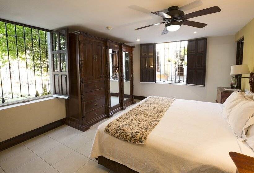 اتاق کلاسیک, Villa Tequila