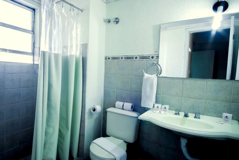 Номер Стандарт Индивидуальный, Umbu Hotel Porto Alegre   Centro Histórico   Prox Aeroporto 15min