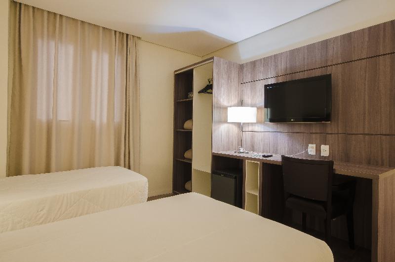 Номер Executive, Umbu Hotel Porto Alegre   Centro Histórico   Prox Aeroporto 15min