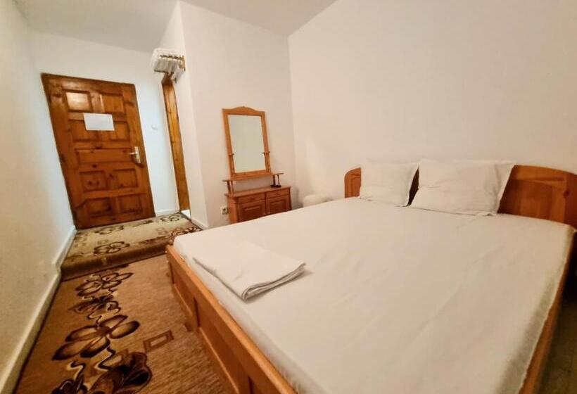اتاق لوکس با بالکن, Motel Thessaloniki