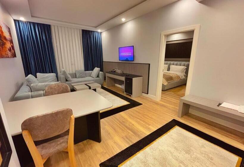 套房, Royal East Resort