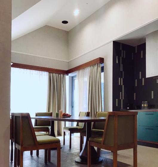 سوئیت پرزیدنت, Ribas Karpaty