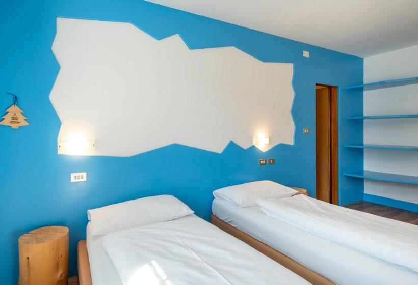 اتاق خانوادگی, Mytime Hotels Savoy