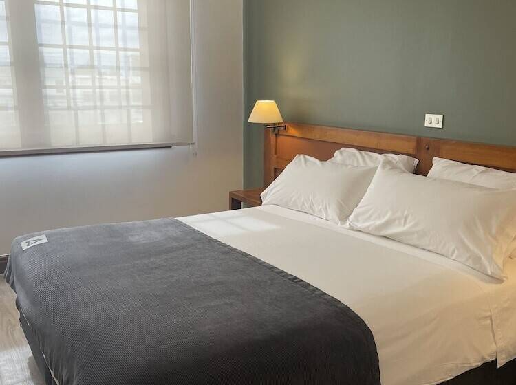 Quarto Estandar, Almasur Punta Arenas