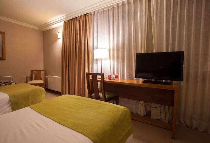 Quarto Estandar, Almasur Punta Arenas