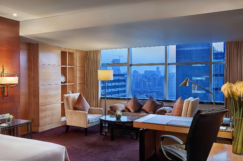 Полулюкс, Hilton Shanghai Hongqiao