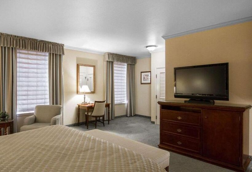Номер Стандарт, Liberty Hotel, Ascend Hotel Collection