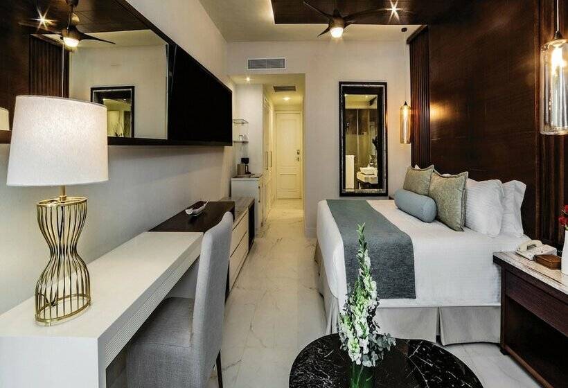 Junior Suite Cama King, Secrets Royal Beach Punta Cana - Adults Only - All Inclusive