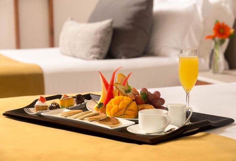 小型套房带泳池景, Secrets Royal Beach Punta Cana - Adults Only - All Inclusive