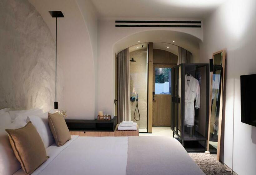 Номер Superior, Radisson Blu Zaffron Resort, Santorini
