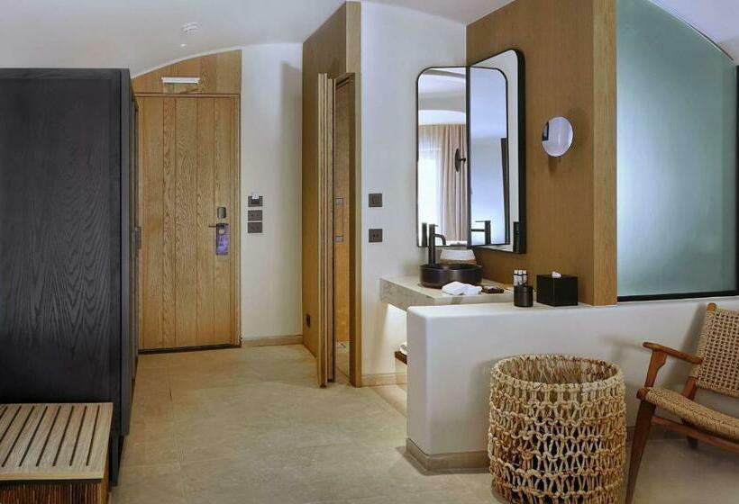 Полулюкс с Балконом, Radisson Blu Zaffron Resort, Santorini