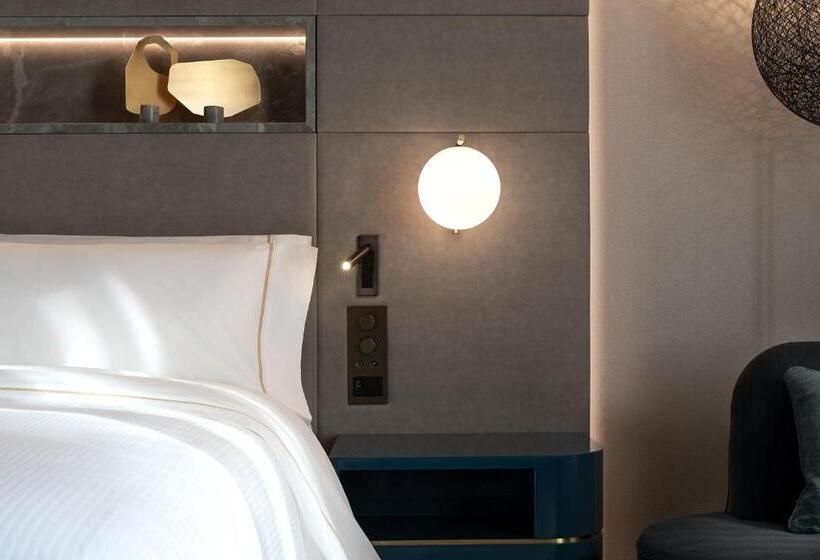 Номер Престиж, The Westin London City